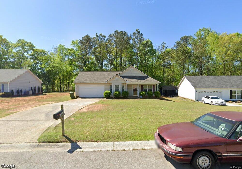 209 Teton Ave, Carrollton, GA 30117 - photo 1