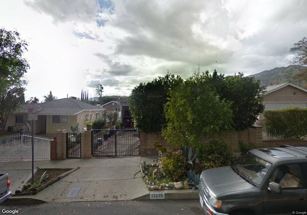13235 Beaver St, Sylmar, CA 91342 - photo 1