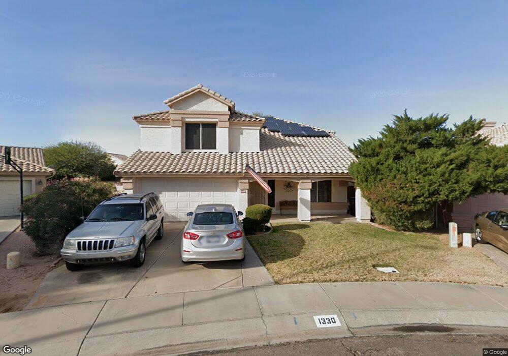 1330 N Malibu Ln, Gilbert, AZ 85234 - photo 1