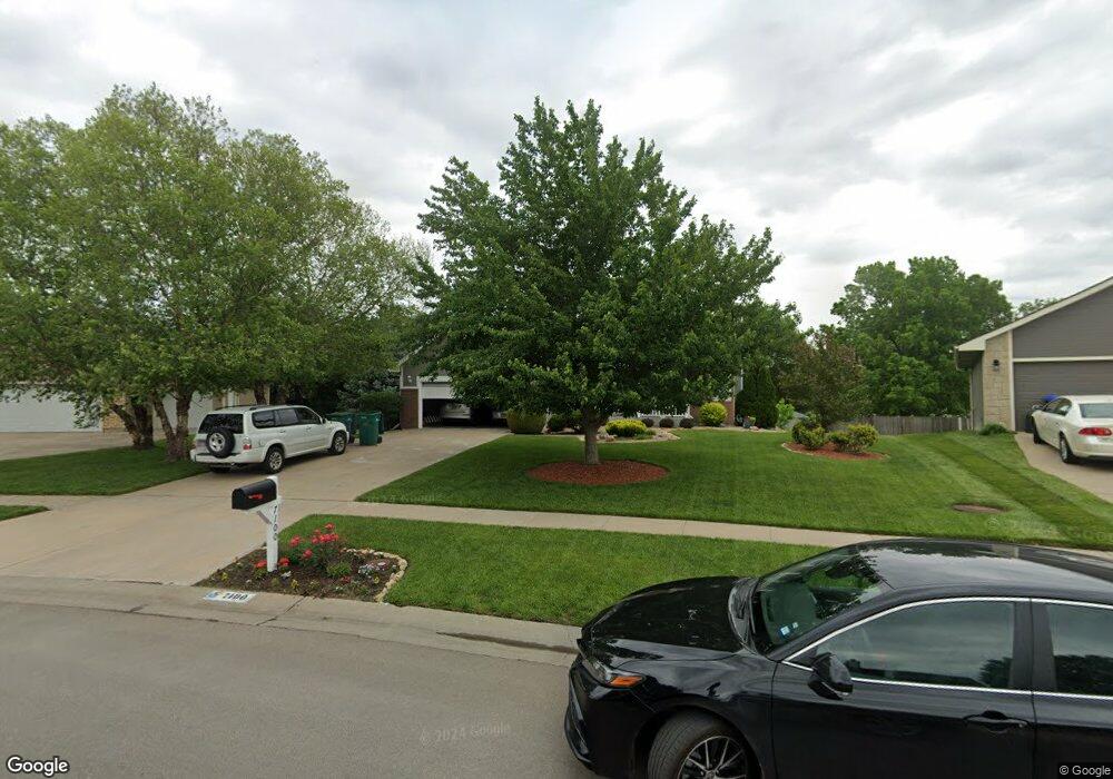 7100 SW Cannock Chase Rd, Topeka, KS 66614 - photo 1
