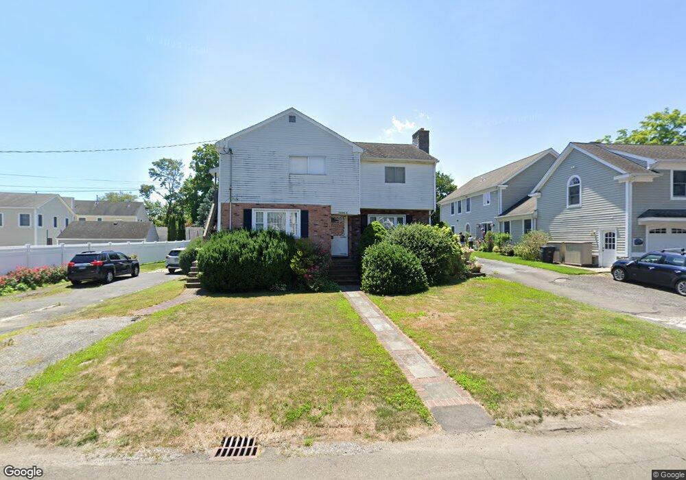 2 Sayles St, Cos Cob, CT 06807 - photo 1