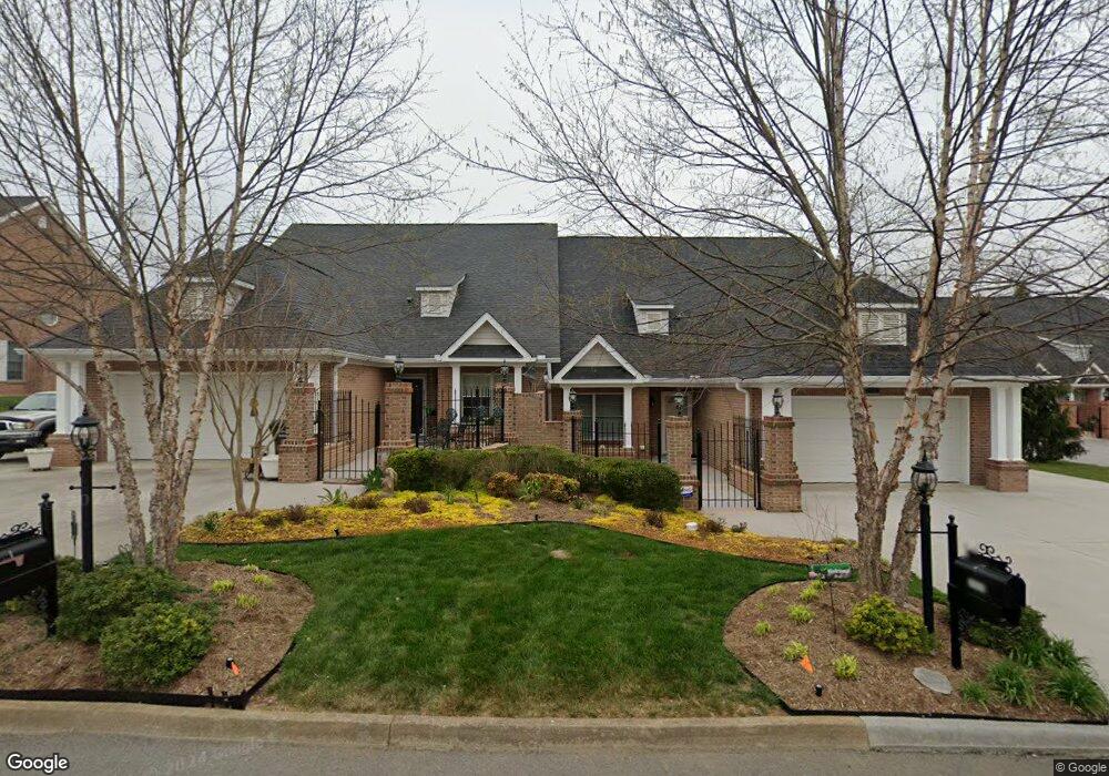 1121 Savannah Ln, Sevierville, TN 37862 - photo 1