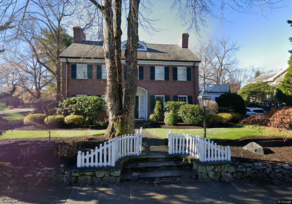 17 Fenwick Rd, Winchester, MA 01890 - photo 1