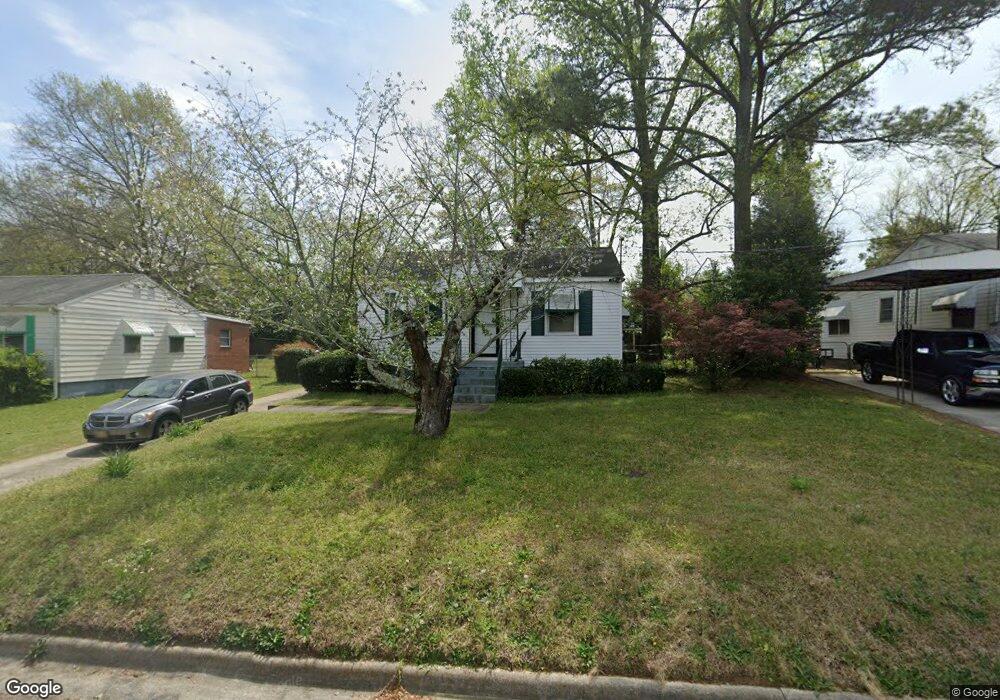 1322 Lakeview Dr, Macon, GA 31206 - photo 1
