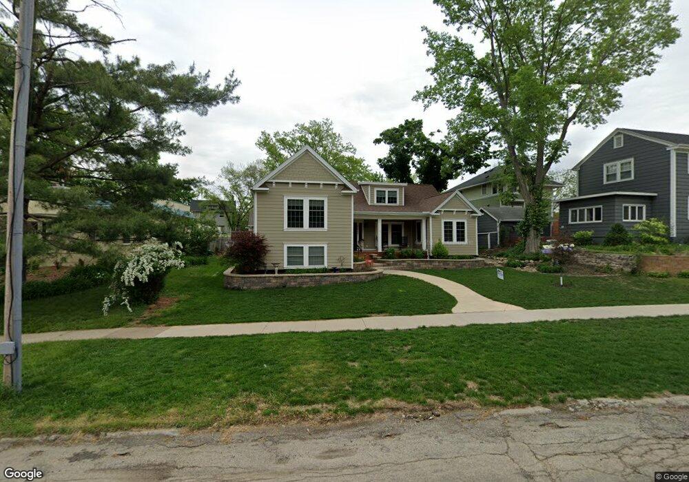 2224 5th Ave SE, Cedar Rapids, IA 52403 - photo 1