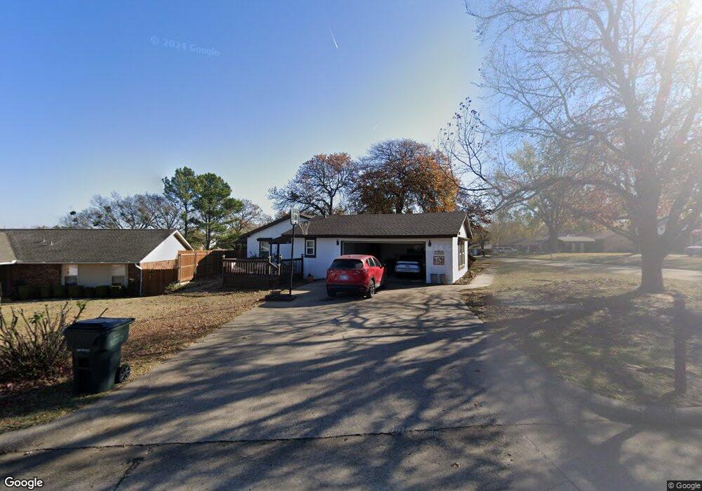1501 Briarwood Ln, Henryetta, OK 74437 - photo 1
