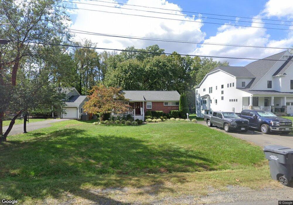 2126 Greenwich St, Falls Church, VA 22043 - photo 1