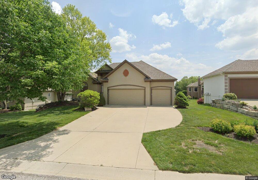 19314 W 98th St, Lenexa, KS 66220 - photo 1