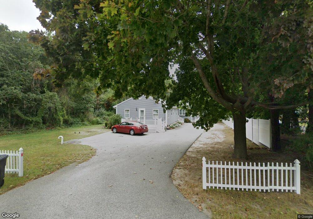 226 Sandwich Rd, Teaticket, MA 02536 - photo 1