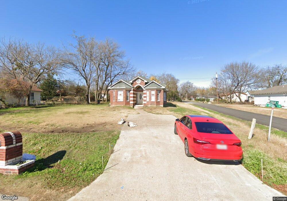 512 E Decatur St, Ennis, TX 75119 - photo 1