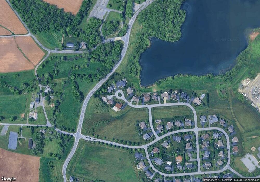 1417 Stone Ridge Rd, Reading, PA 19608 - photo 1