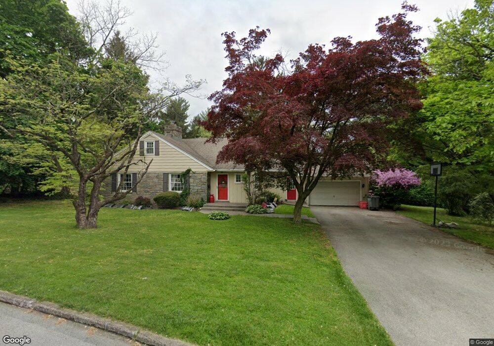 11 W Golf Club Ln, Paoli, PA 19301 - photo 1
