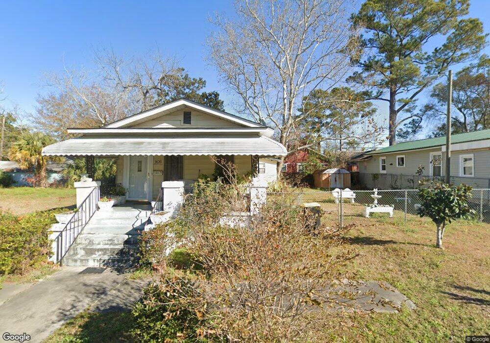 906 E 38th St, Savannah, GA 31401 - photo 1