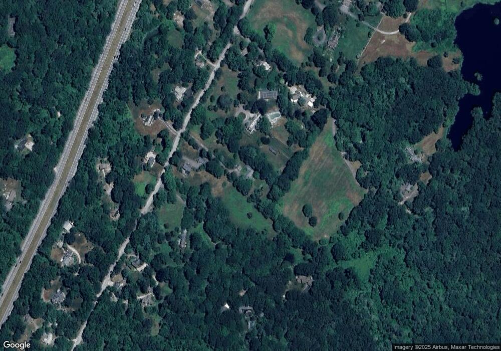 666 Post Rd, Wakefield, RI 02879 - photo 1