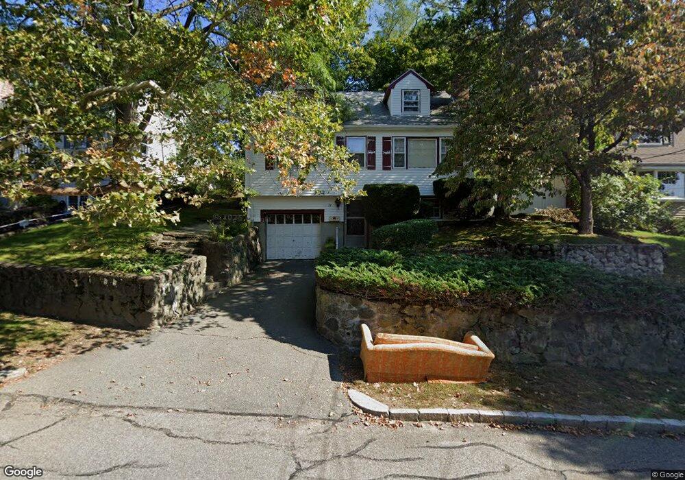 73 Hemlock St, Arlington, MA 02474 - photo 1