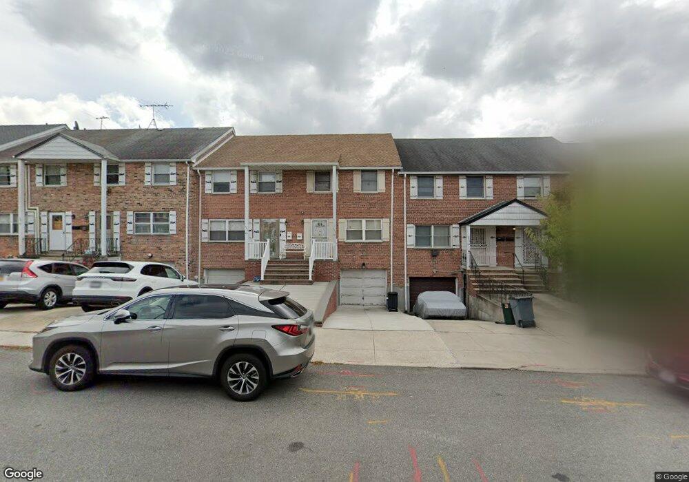 23940 65th Ave, Little Neck, NY 11362 - photo 1