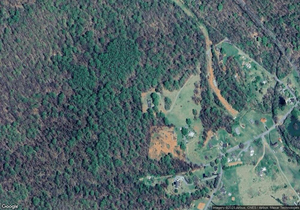 189 Golden Horseshoe Rd, Stanardsville, VA 22973 - photo 1