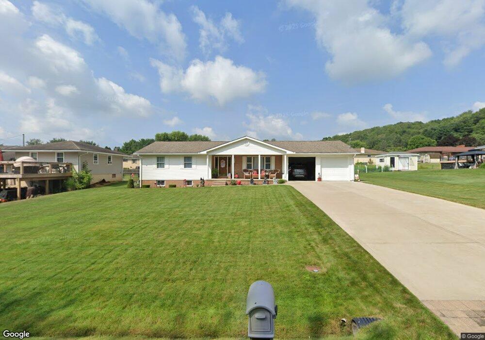 1320 Willow Ln, Wellsville, OH 43968 - photo 1