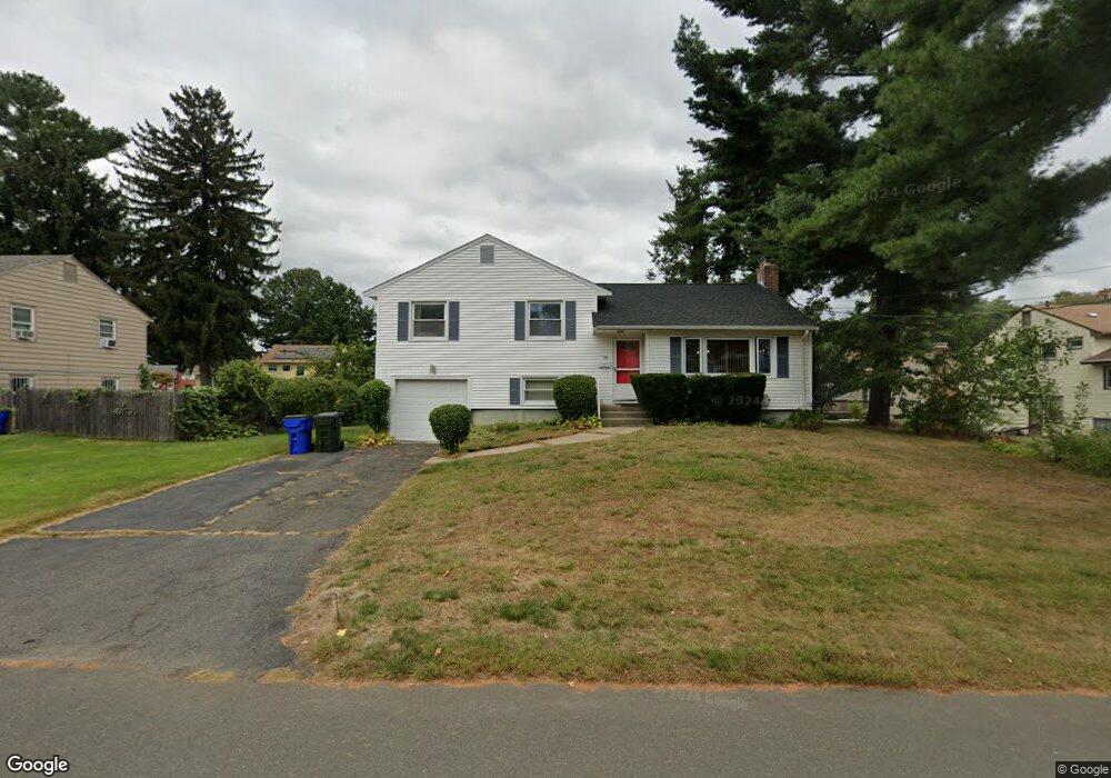 38 Clover Dr, West Hartford, CT 06110 - photo 1