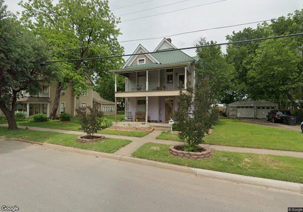 408 N Wilhite St, Cleburne, TX 76031 - photo 1