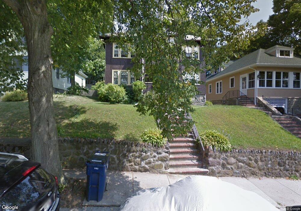 31 Redlands Rd, West Roxbury, MA 02132 - photo 1