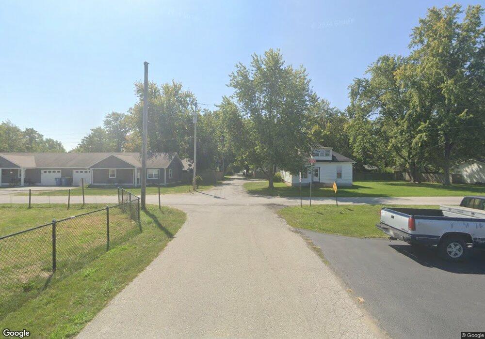 708 S Hamilton Ave, Sheridan, IN 46069 - photo 1