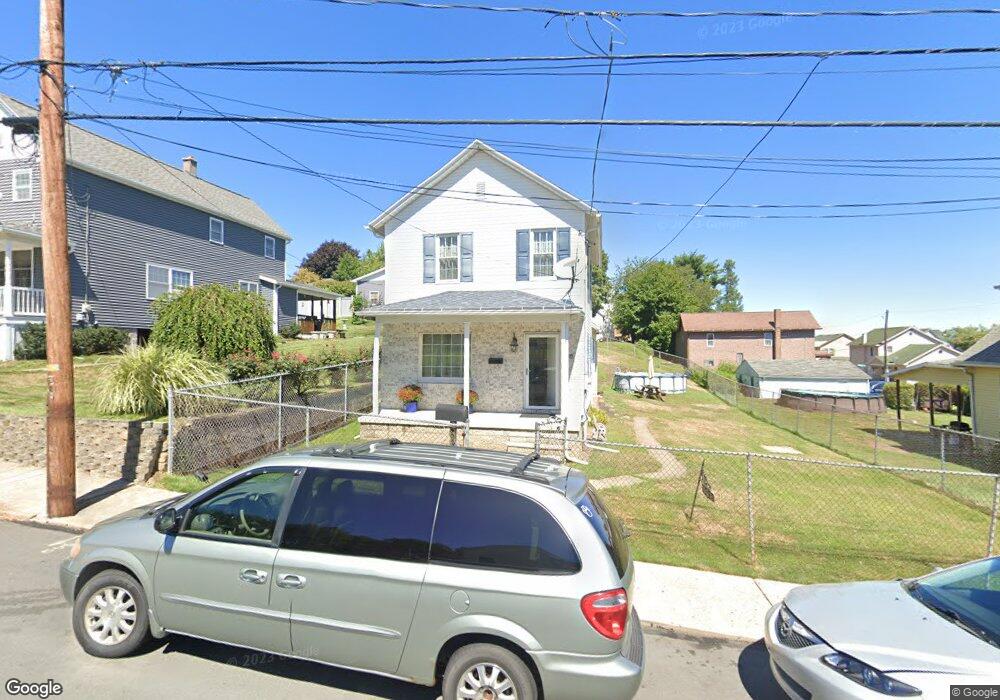 508 W Taylor St, Taylor, PA 18517 - photo 1