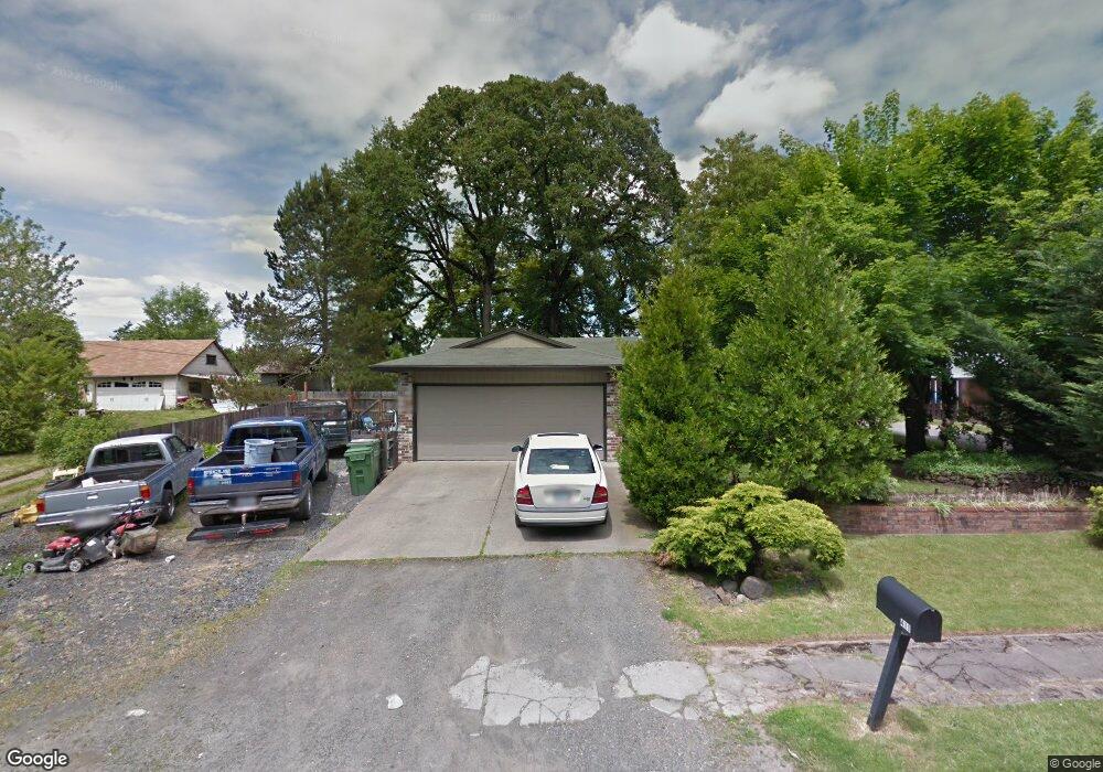 413 W 5th St, Newberg, OR 97132 - photo 1