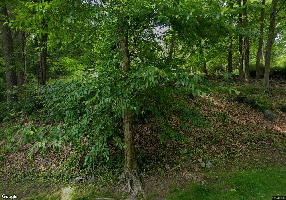 81 Cedar Hill Rd, Bedford, NY 10506 - photo 1