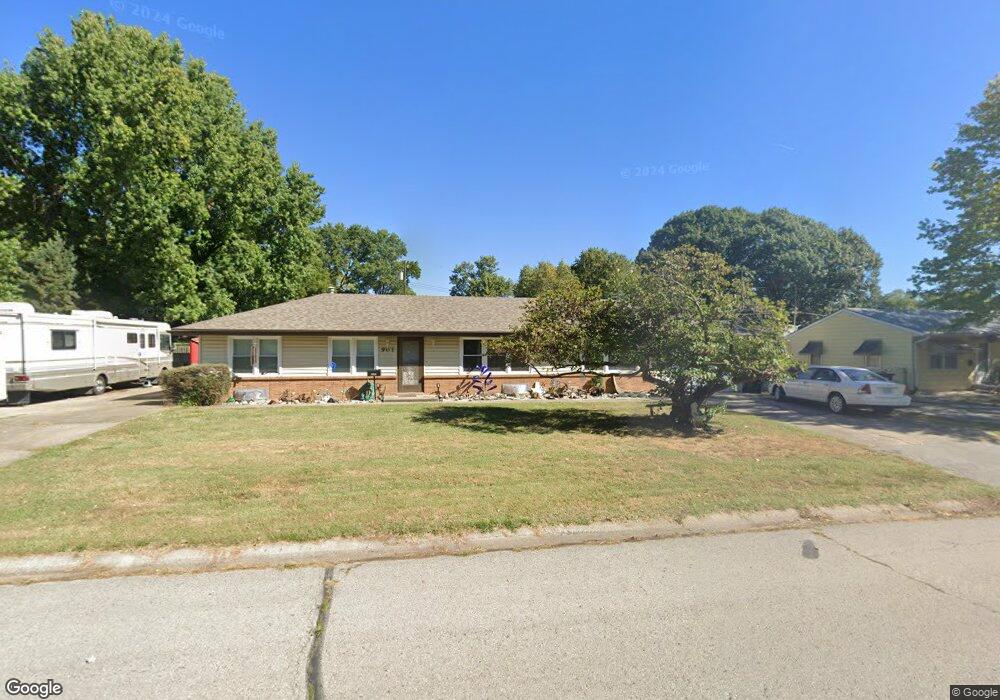 901 NW B St, Blue Springs, MO 64015 - photo 1