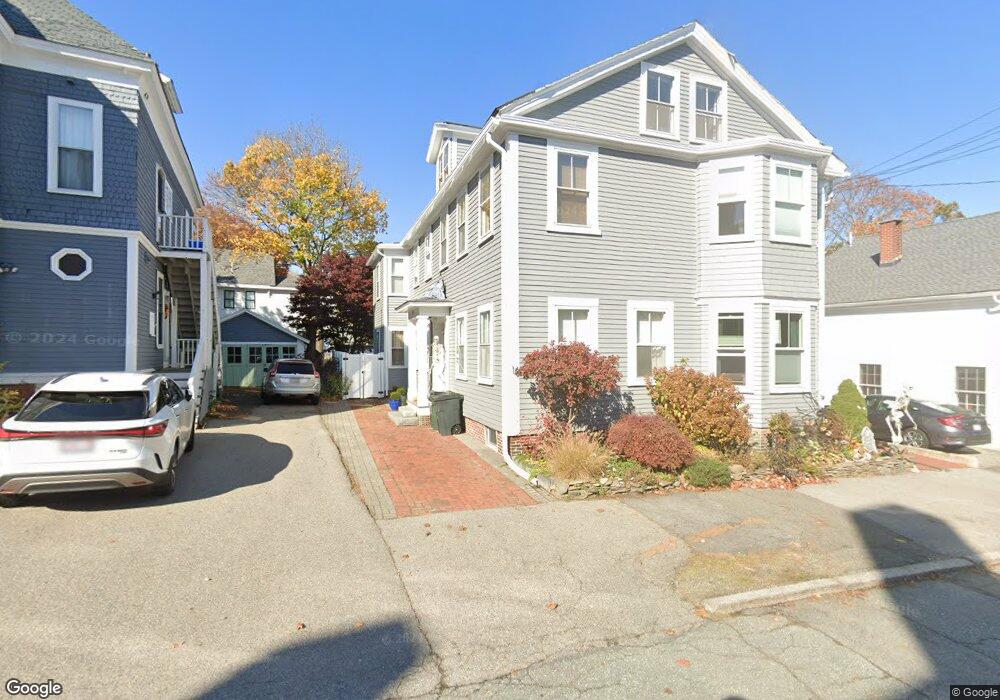 14 Buck St, Newburyport, MA 01950 - photo 1