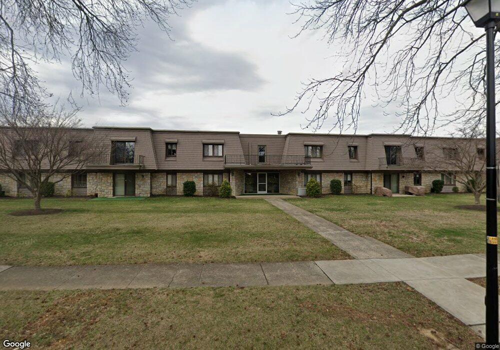 Tennis Park Condominium unit B22, Wyomissing, PA 19610 - photo 1