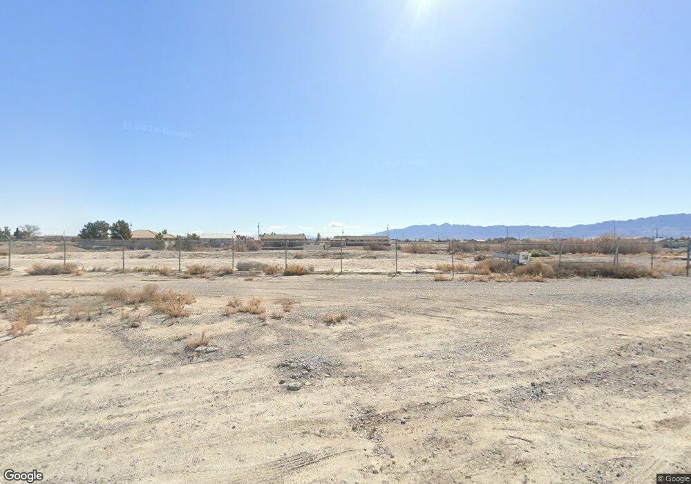 311 W Comstock Cir, Pahrump, NV 89048 - photo 1
