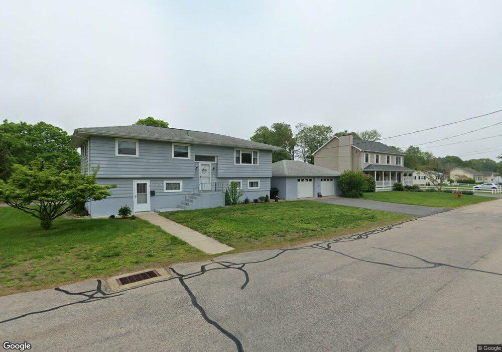 8 Boiling Spring Ave, Westerly, RI 02891 - photo 1