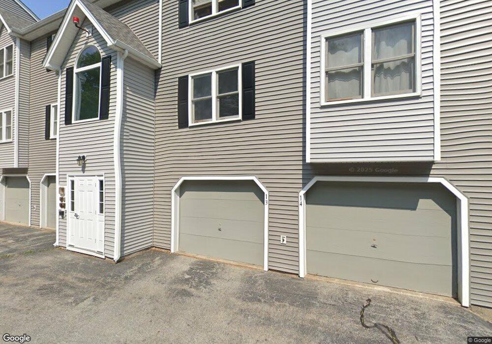 124 Tennis Plaza Rd unit 38, Dracut, MA 01826 - photo 1