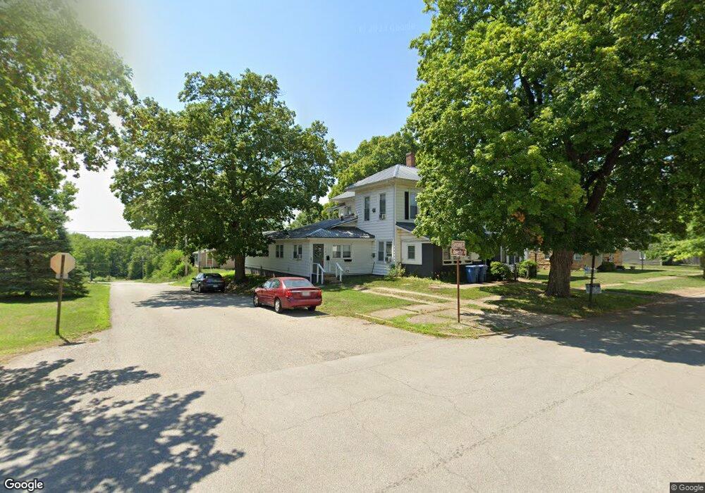 301 2nd St unit 2, Covington, IN 47932 - photo 1