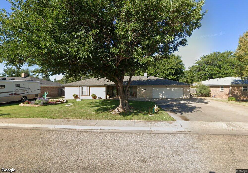 300 Bennett Dr, Dumas, TX 79029 - photo 1