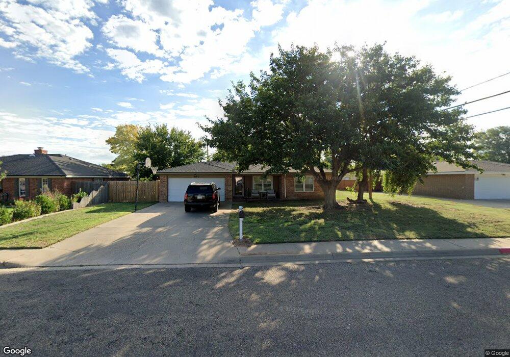 805 Phillips Dr, Dumas, TX 79029 - photo 1
