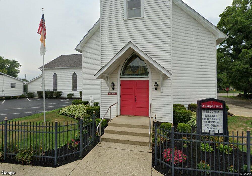 308 N Elm St, Sugar Grove, OH 43155 - photo 1