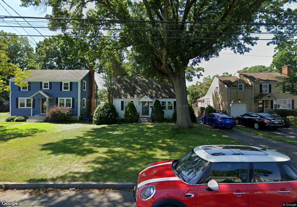 51 Edgemont Ave, West Hartford, CT 06110 - photo 1