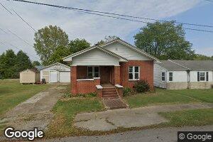 219 E Railroad St, Clay, KY 42404