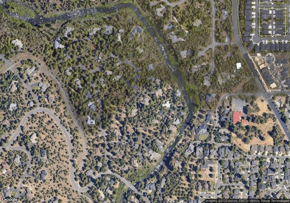 740 NW Broken Arrow Rd, Bend, OR 97701 - photo 1