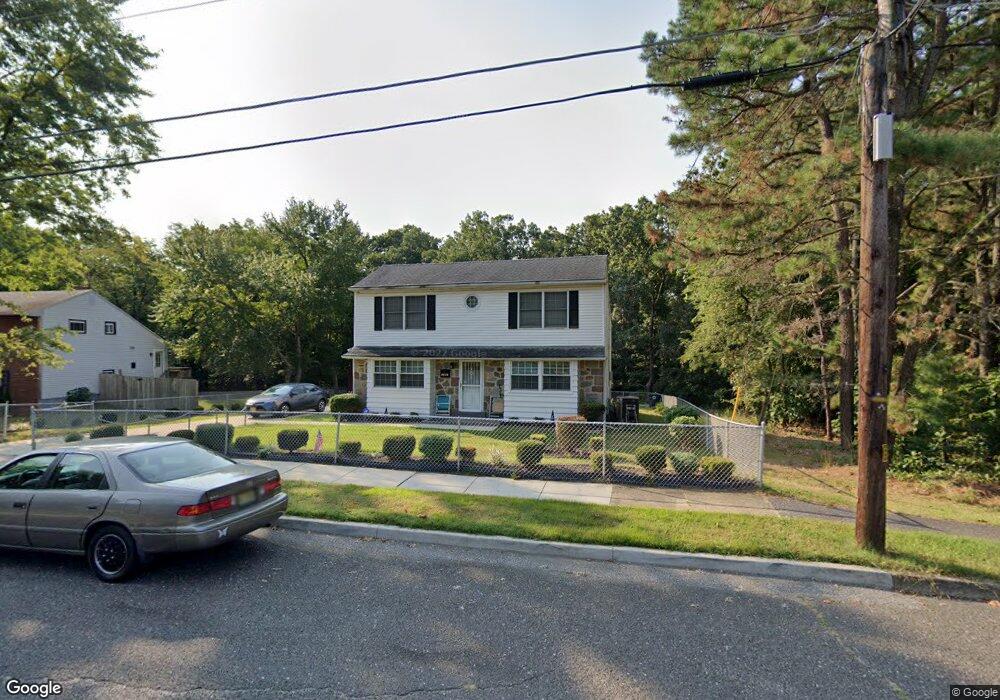 2300 S Cuthbert Dr, Lindenwold, NJ 08021 - photo 1