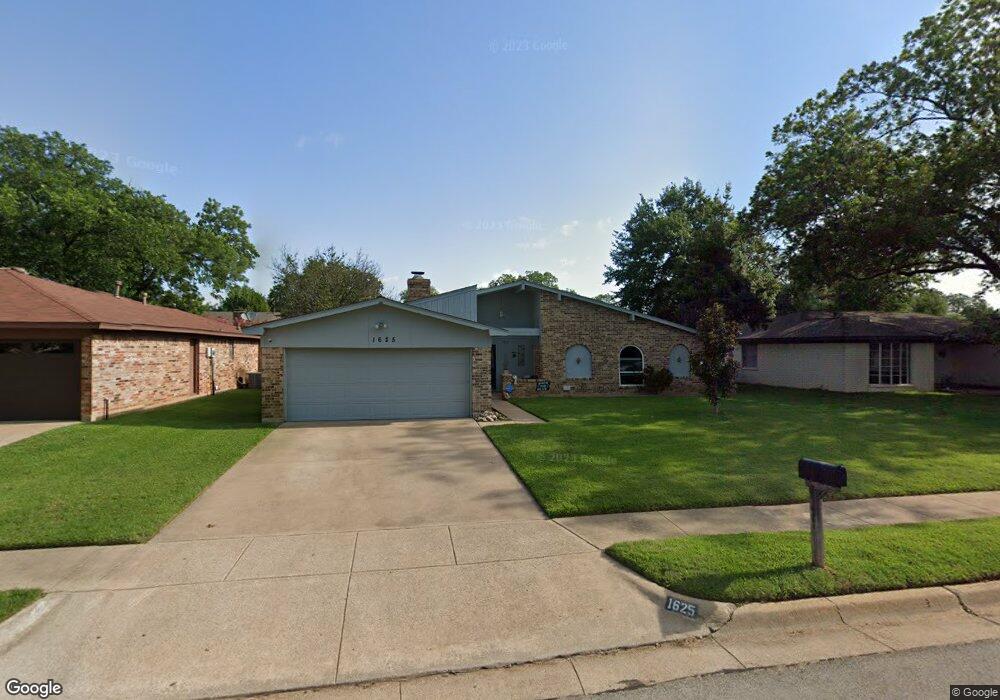 1625 Brookhaven Cir, Bedford, TX 76022 - photo 1