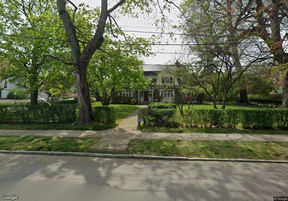 328 Pembroke Rd, Bala Cynwyd, PA 19004 - photo 1