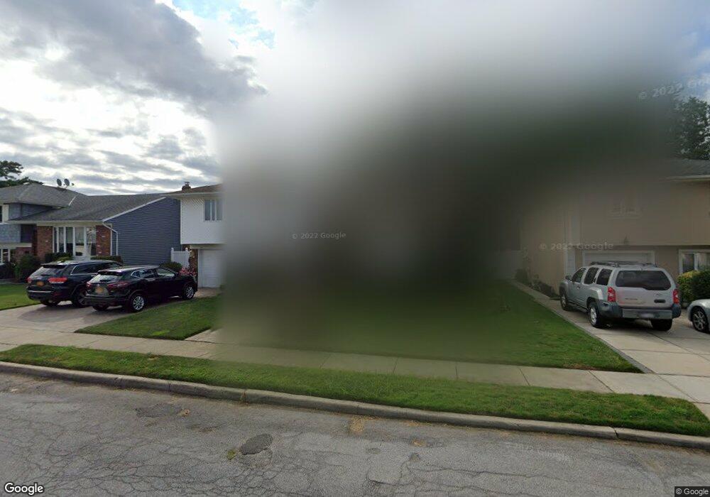 357 Ribbon St, Franklin Square, NY 11010 - photo 1