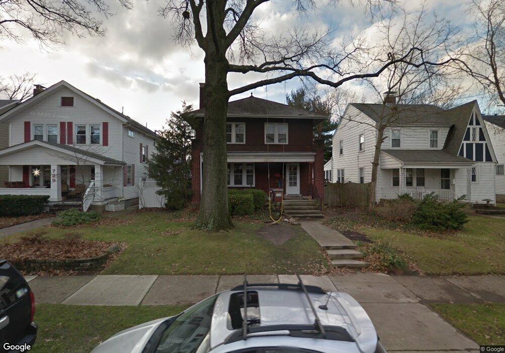 725 S Cassingham Rd, Columbus, OH 43209 - photo 1