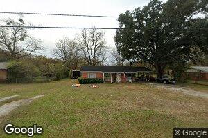 571 Mcbride Cir N, Axis, AL 36505