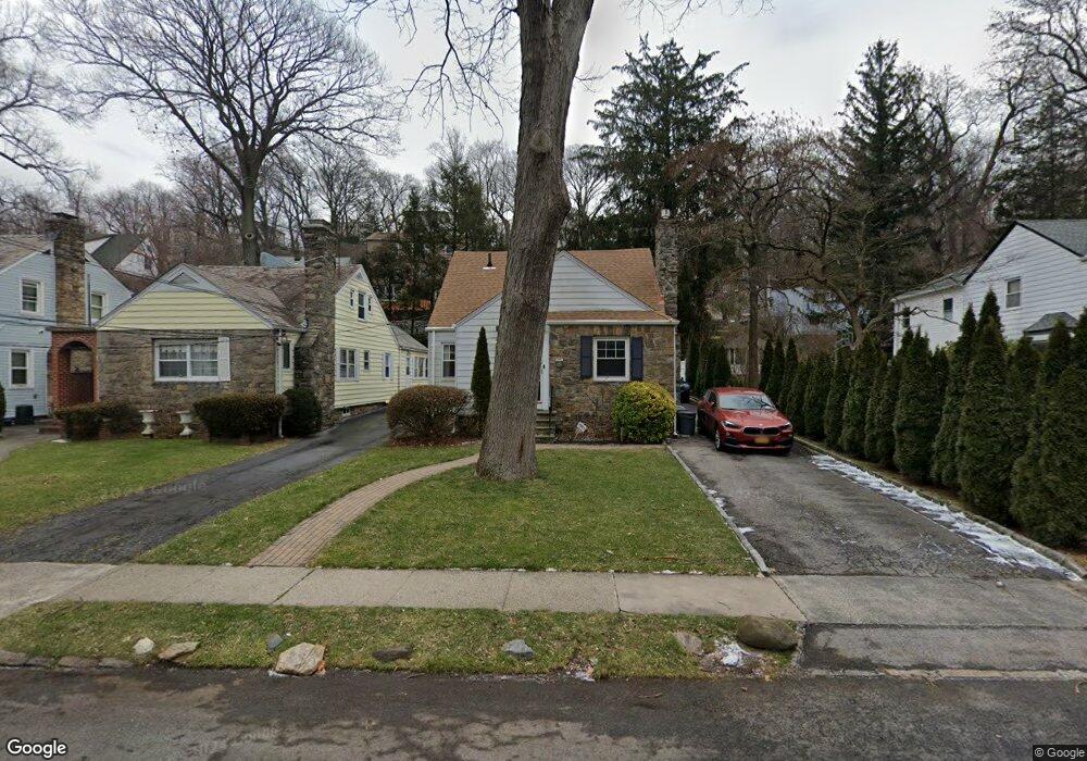 6 Tibbetts Rd, Yonkers, NY 10705 - photo 1