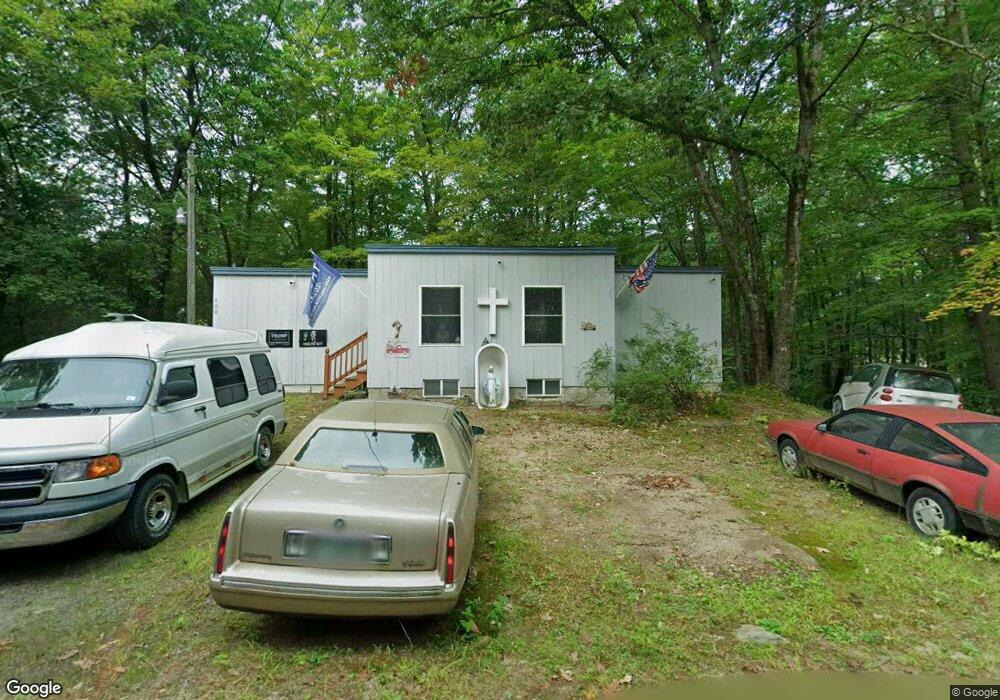 108 Souhegan St, Amherst, NH 03031 - photo 1